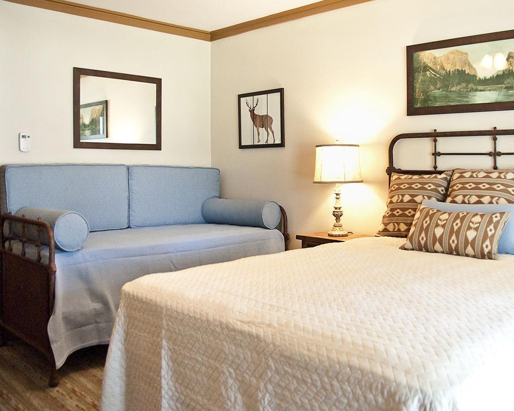 Sierra Sky Ranch Hotel Oakhurst Ngoại thất bức ảnh
